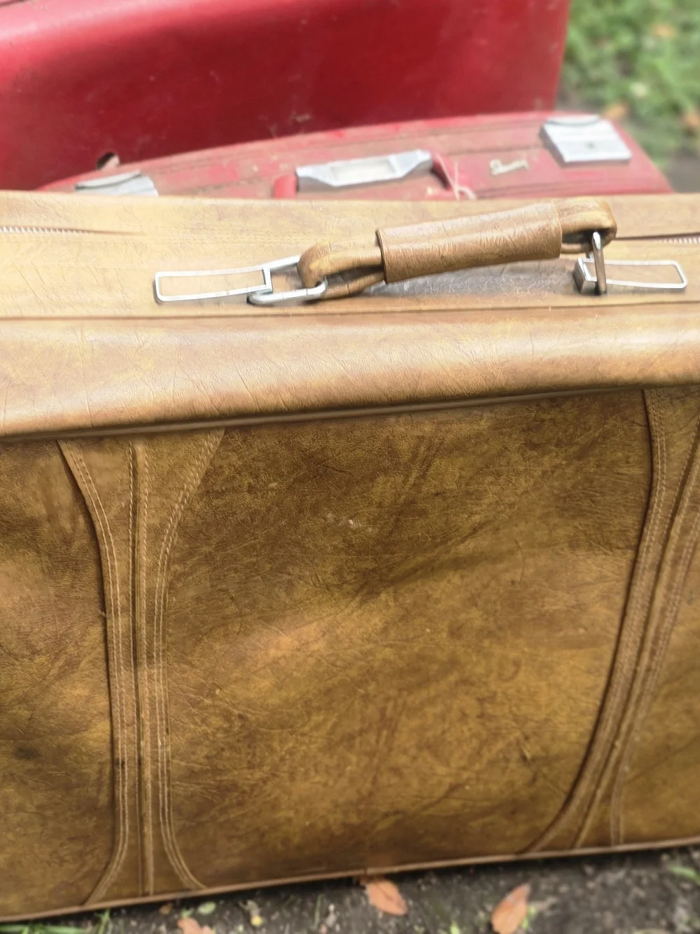 Classic Tan Leather Travel Bag - Men's Carry Case